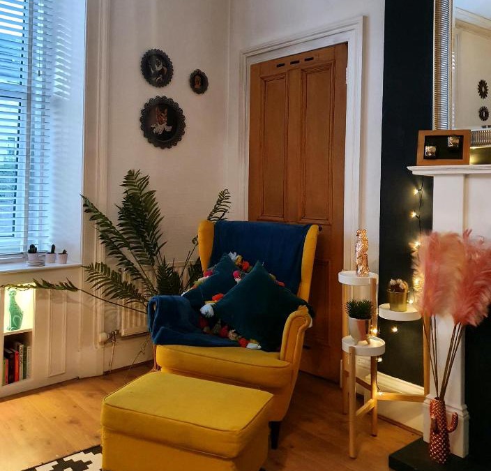 Dalry Apartment | The Flat with the Pink Door