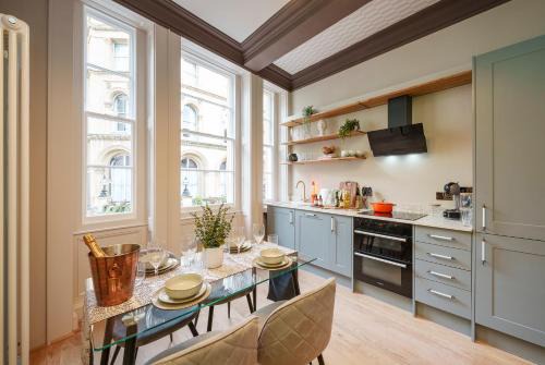 Bristol Old City Apartment | The Florin - 1 Bedroom Apartment in Central Bristol by Mint Stays