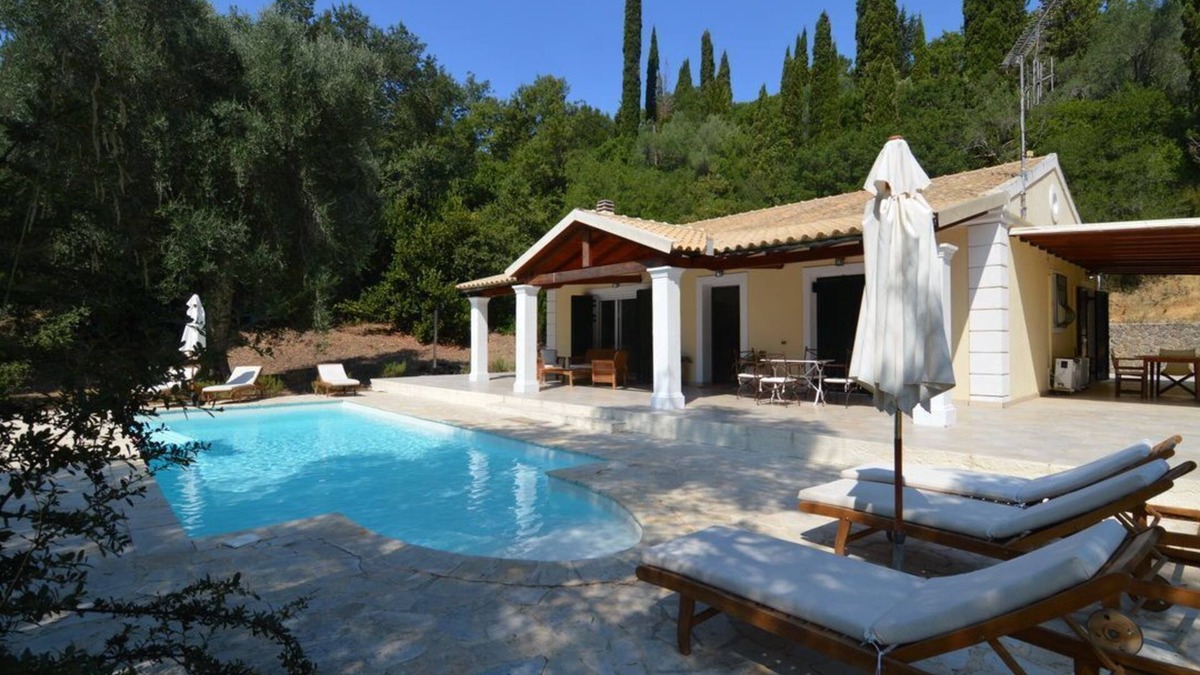 Dafnata Villa | The Forest Villa - Peace and relaxation in an idyllic location