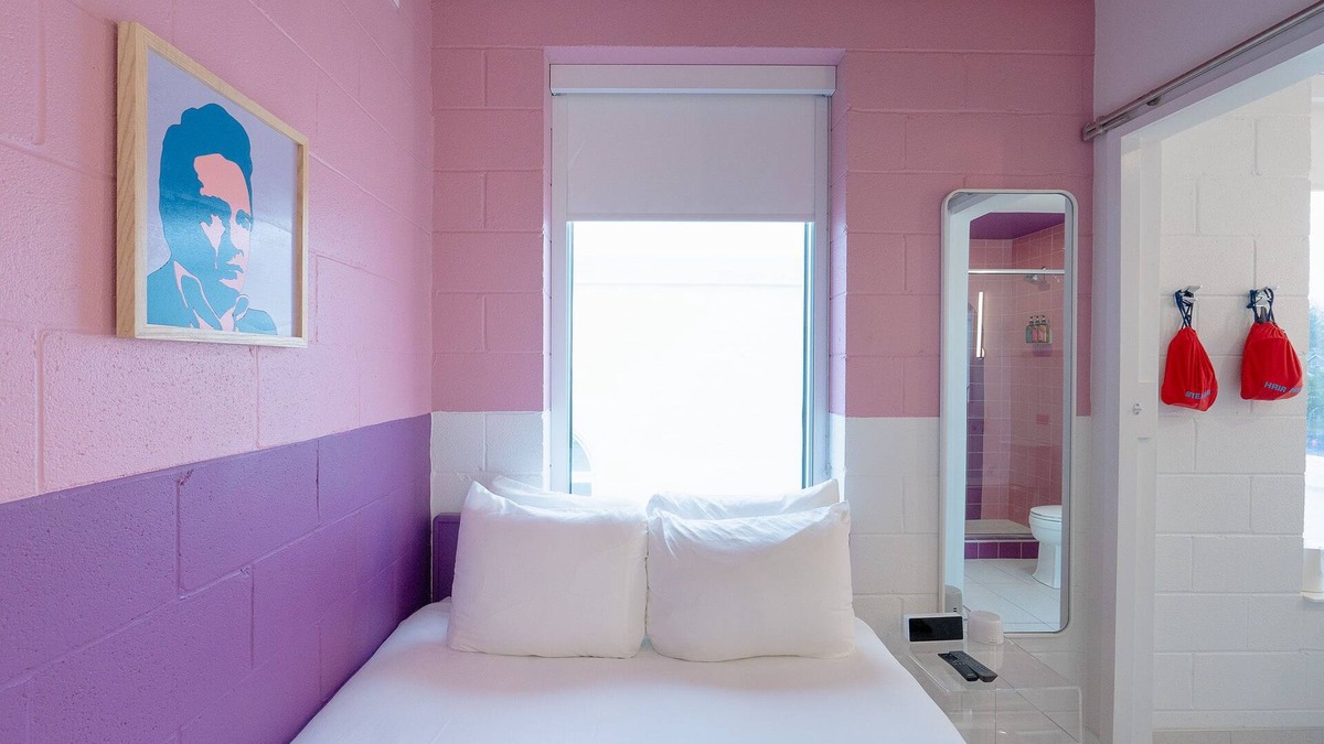 East Hill Hotel | The Gallatin Cozy Full 313, Close to Downtown