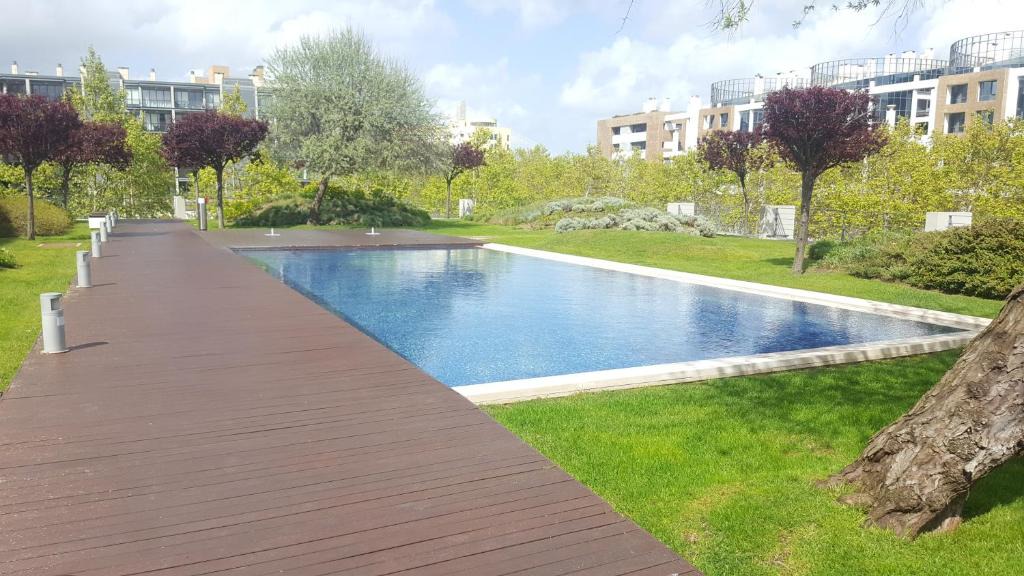 Parque das Nacoes Apartment | The Galley