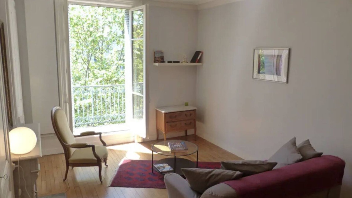 Voltaire - Saint Amour Apartment | The Gambetta