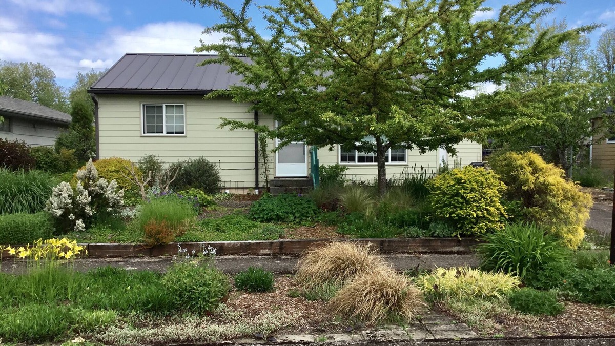 Corvallis House | The Garden House- 5 minutes from OSU