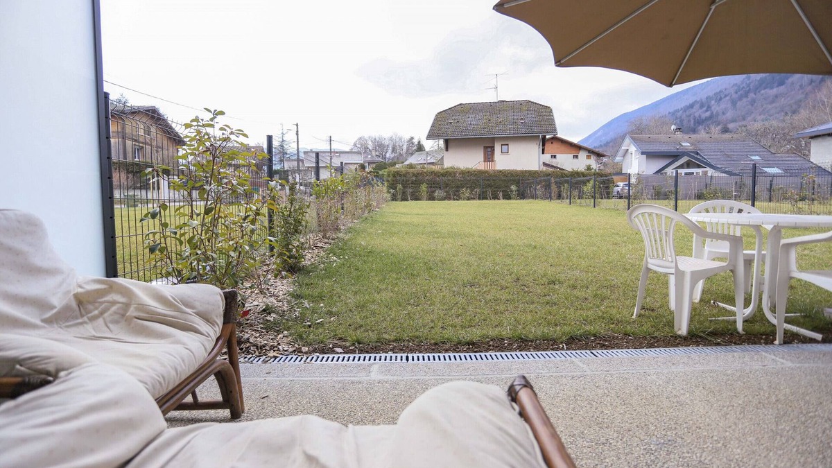 Sevrier Apartment | The Garden of Boubioz