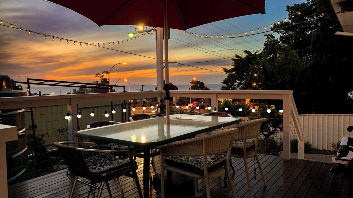 Seacliff Park House | The Garden POOL & SPA housenBy the ocean