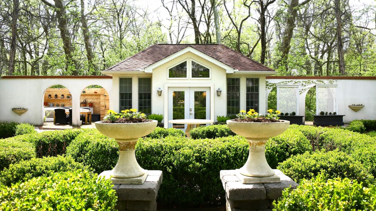Columbus House | The Garden Villa - A Beautiful Hidden Gem.