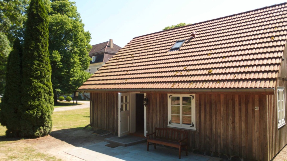 Boldekow Apartment | The Gardener's House - Zinzow Castle