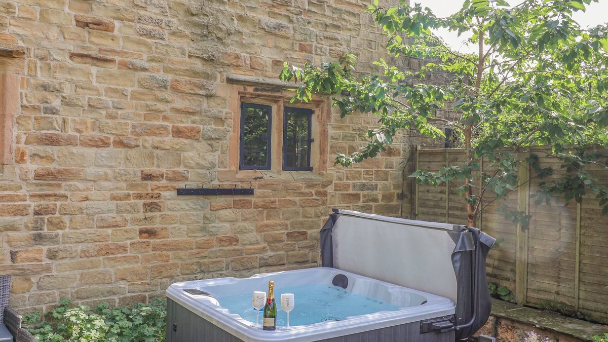 Teversal Cottage | The Gatehouse