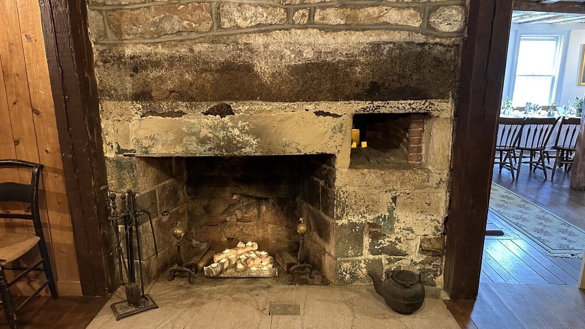 Charlestown Hotel | The General Stanton Inn