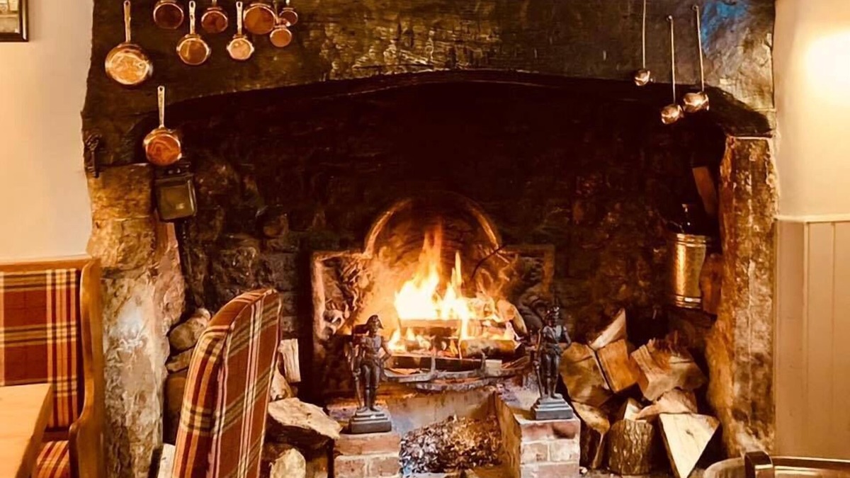 Castle Cary Hotel | The George Hotel