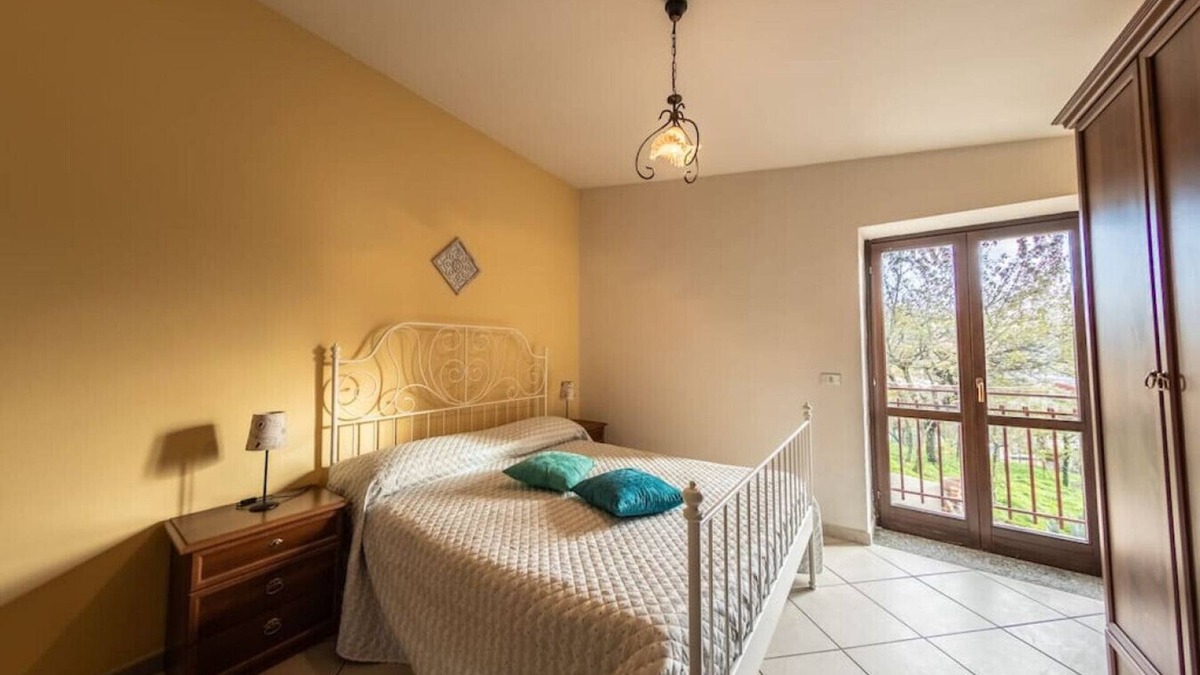 Montemarano Apartment | The Geranium House