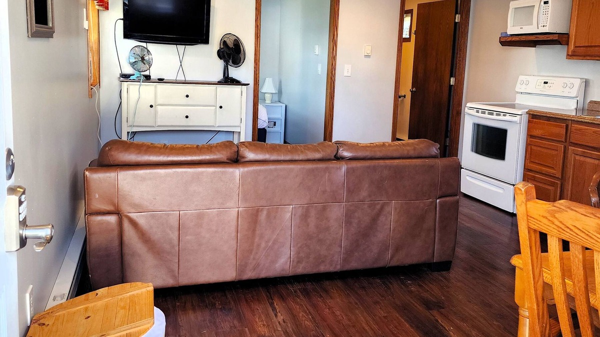 Coldwater House | The Getaway 1 bd/1 bath on the lake with beach, kayak and dock