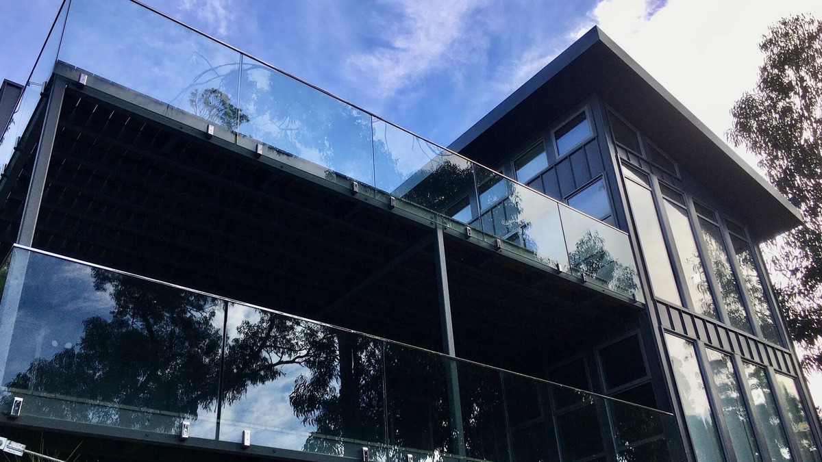 Wye River House | The Glasshouse - Contemporary modern design - perfect place to unwind