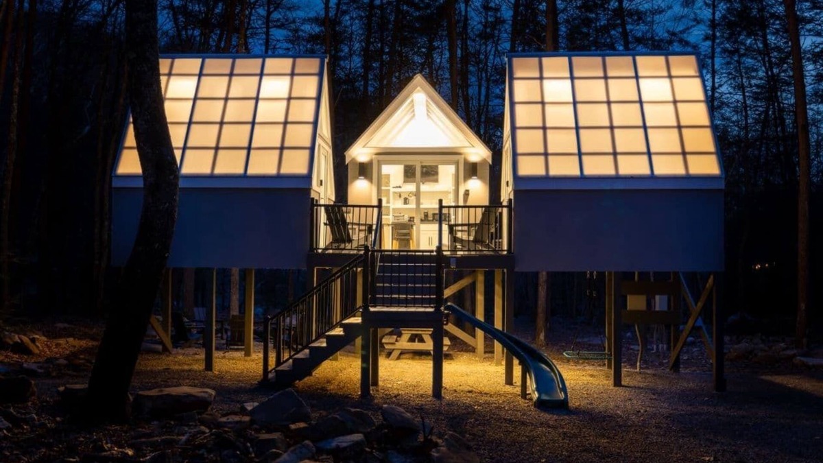 Goldbond Cabin | The Glo Haus @ Four Fillies Lodge