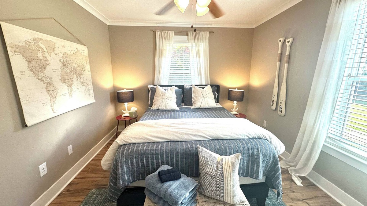 Lake Secession House | The Good Life Lake House | 3 Bed, 2 Bath