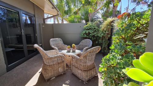 Port Pirie South Apartment | The Good Life - Two Bedroom Garden Apartment