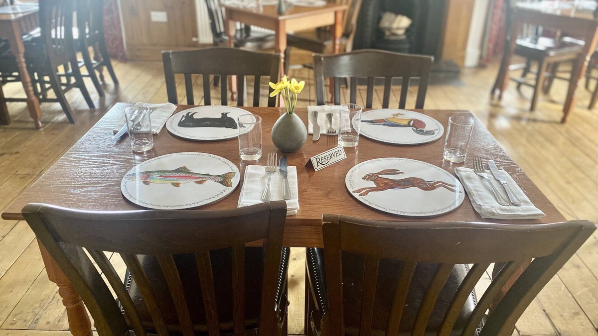 Selkirk Hotel | THE Gordon Arms Restaurant With Rooms
