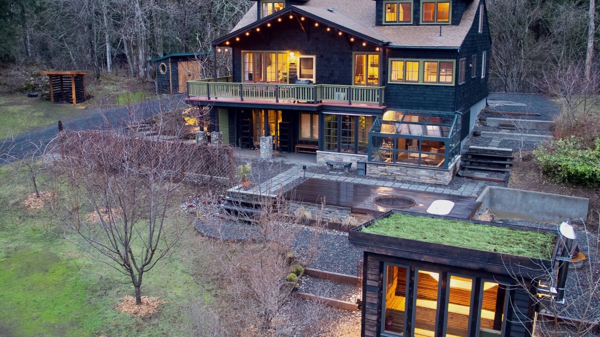 Washougal Resort | The Gorge Onsen Spa