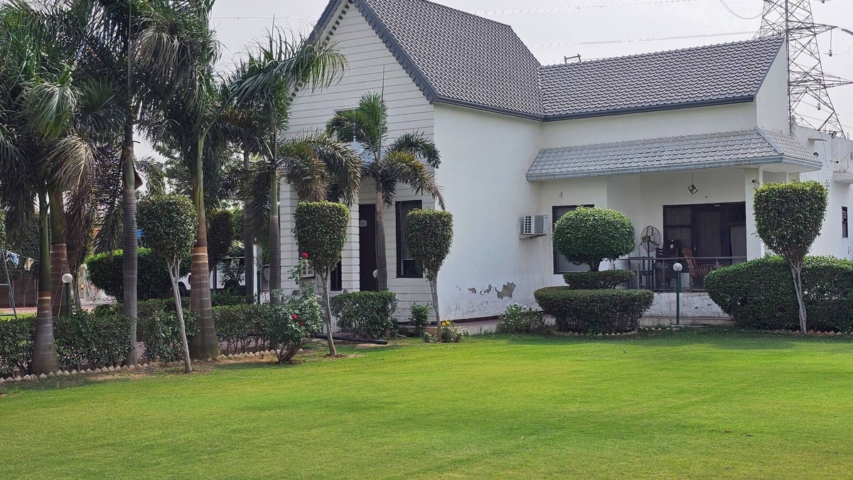 Gurugram Villa | The Grace INN Farm
