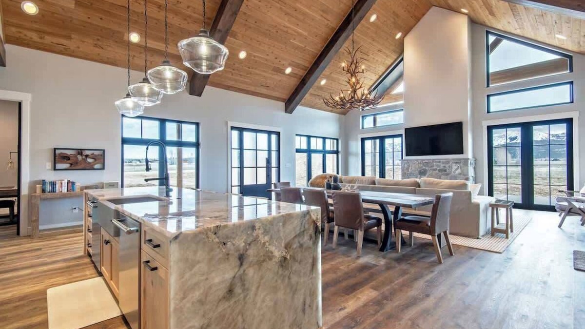 Clawson House | The Grande Dom | Private Luxury Mountain Estate