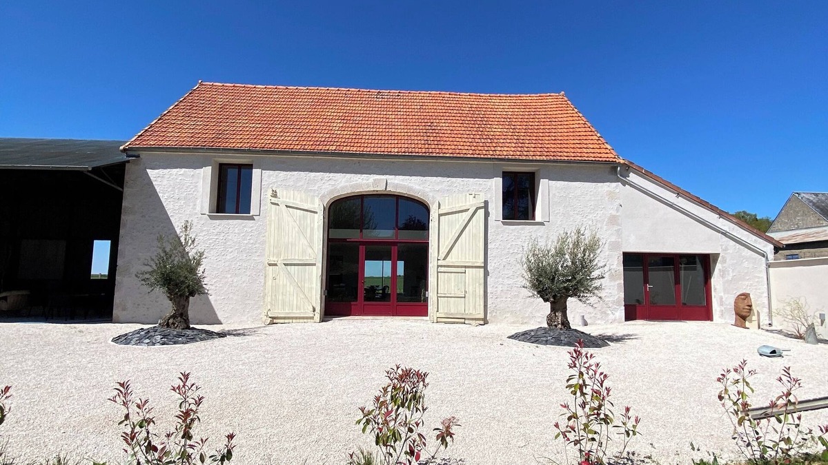 Seris House | the great house of the middle dukes