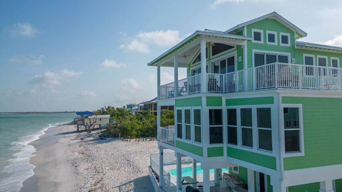 Jose's Hideaway House | The Green Flash: Gulf Front Home with Private Pool