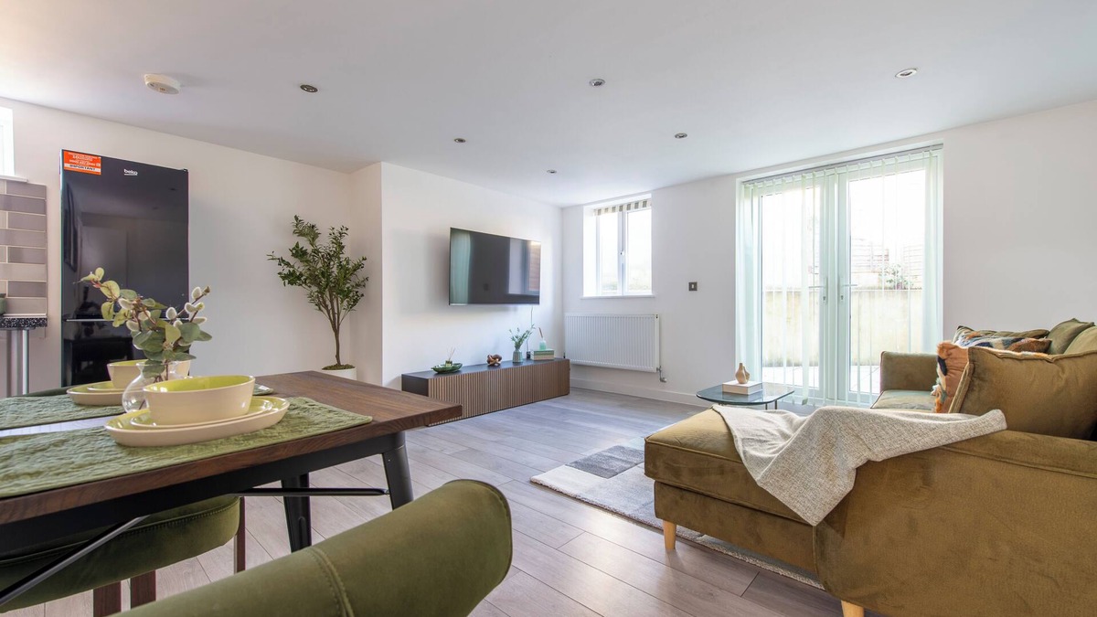 Little Holland Apartment | The Green Haven-Cozy luxury flat in Crayford