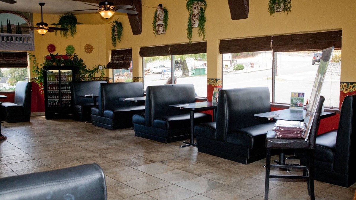 Myrtle Creek Hotel | The Green Tree Hotel