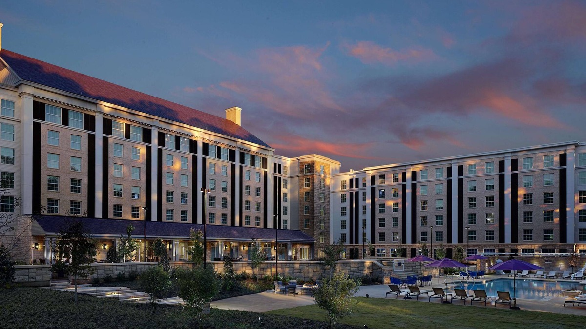 Whitehaven Hotel | The Guest House at Graceland