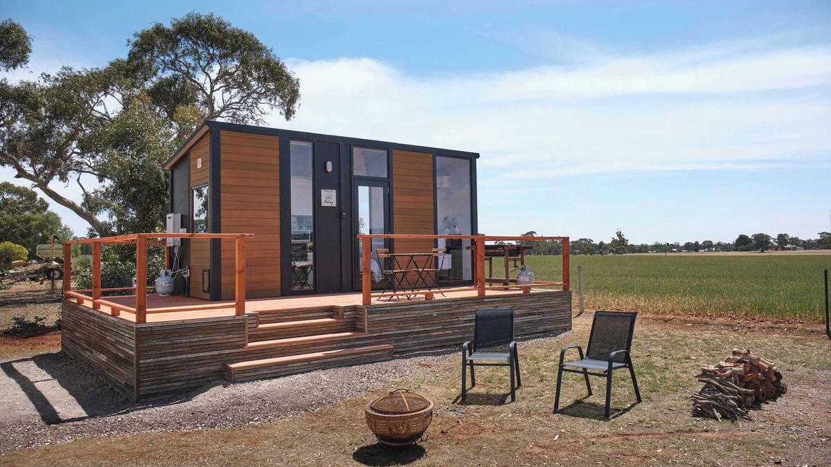 Hallett House | The Gums Cottage by Tiny Away