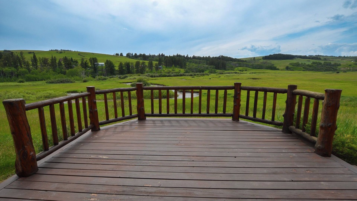 Lewistown House | The Gypsy Ranch - Montana