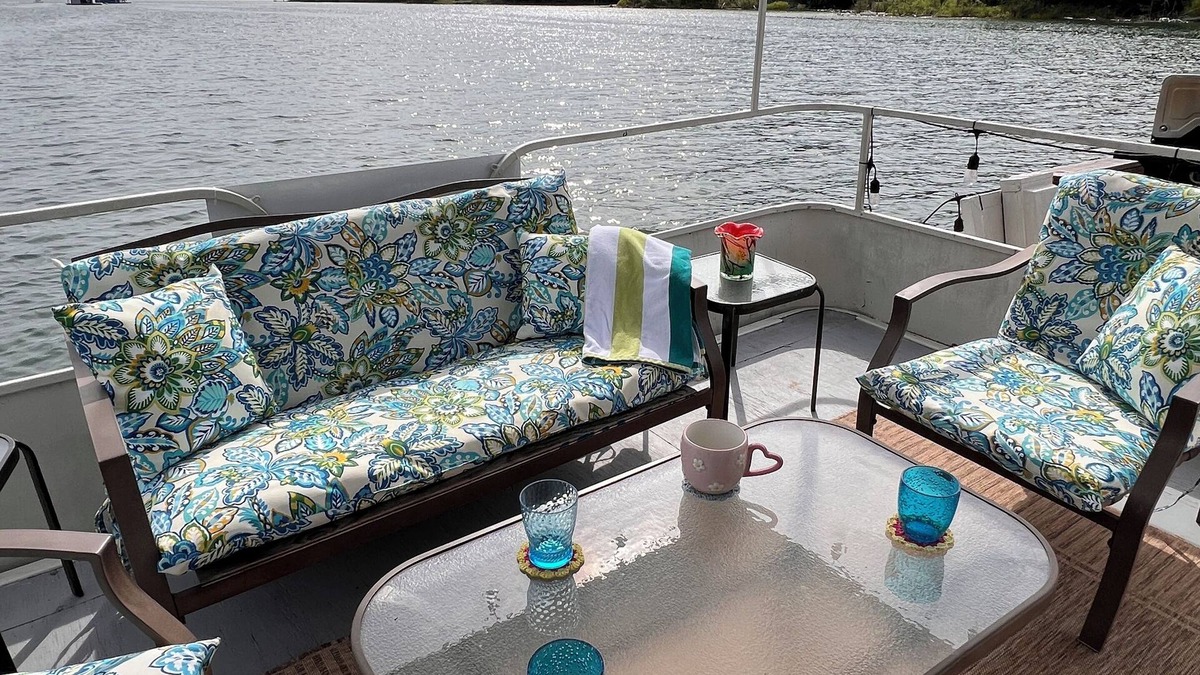 New Tazewell Boat Rental | The Gypsy - Where the Fun Begins
