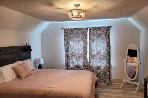 Downtown Omaha House | The Hamilton House Loft
