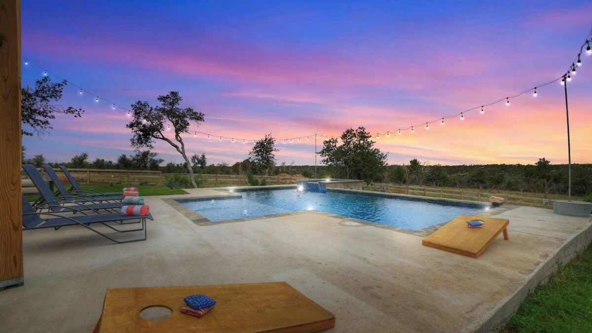 Fredericksburg House | The Heavy Pour