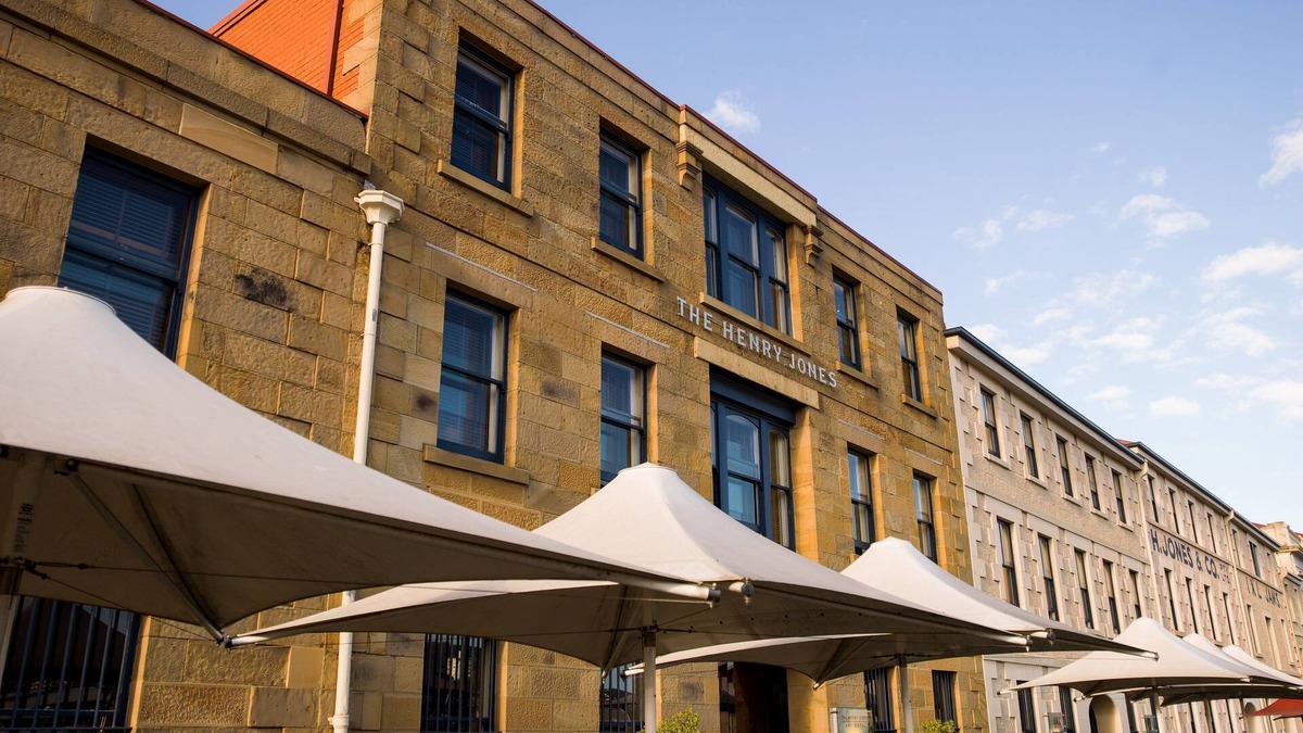 Sullivan's Cove Hotel | The Henry Jones Art Hotel