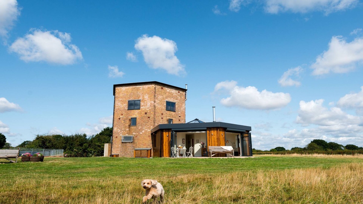 Maldon Cottage | The Hexagon - Wow. What a Location! With views to the Sea and Bird Sanctuaries. Totally remote