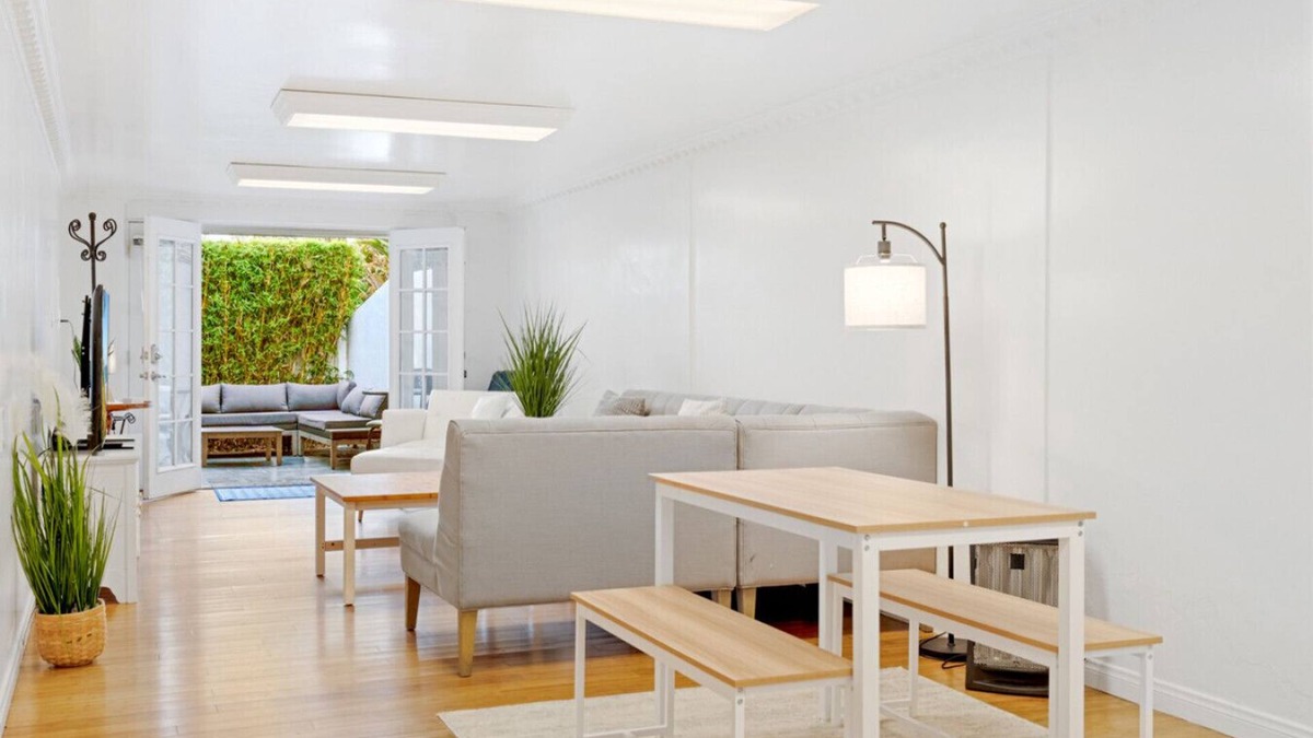 Summerland Apartment | The Hidden Hideaway - Spacious Studio Summerland