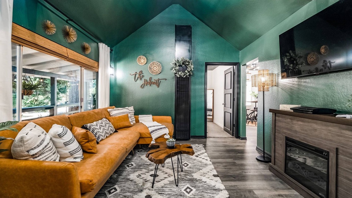 Long Barn Cabin | ★The Hideout★A/C Swim Pinecrest Ski Dodge Ridge