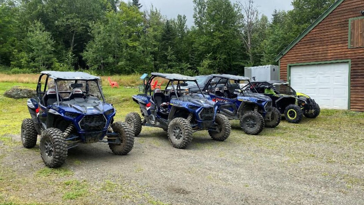 Pittsburg House | The Hilltop - DIRECT ATV - Snowmobile Trail Access