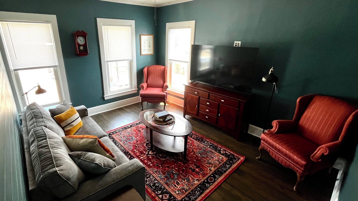 Sheboygan Falls Apartment | The Historic Downtown Suite