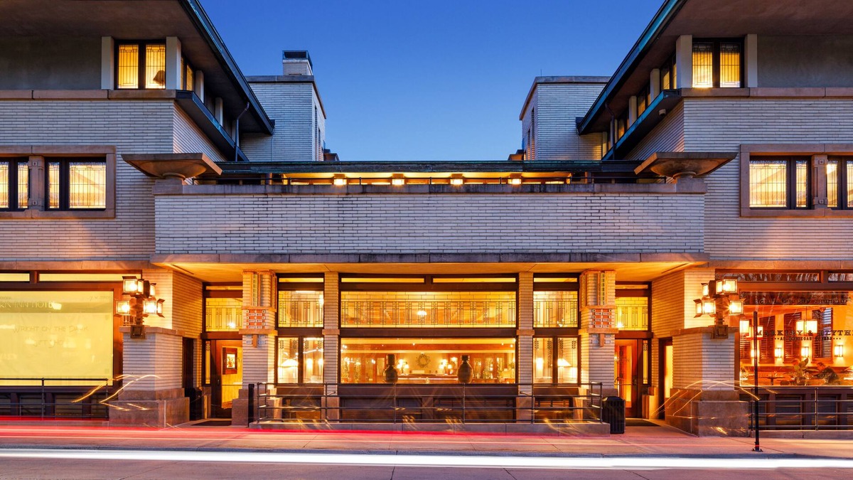 Mason City Hotel | The Historic Park Inn Hotel