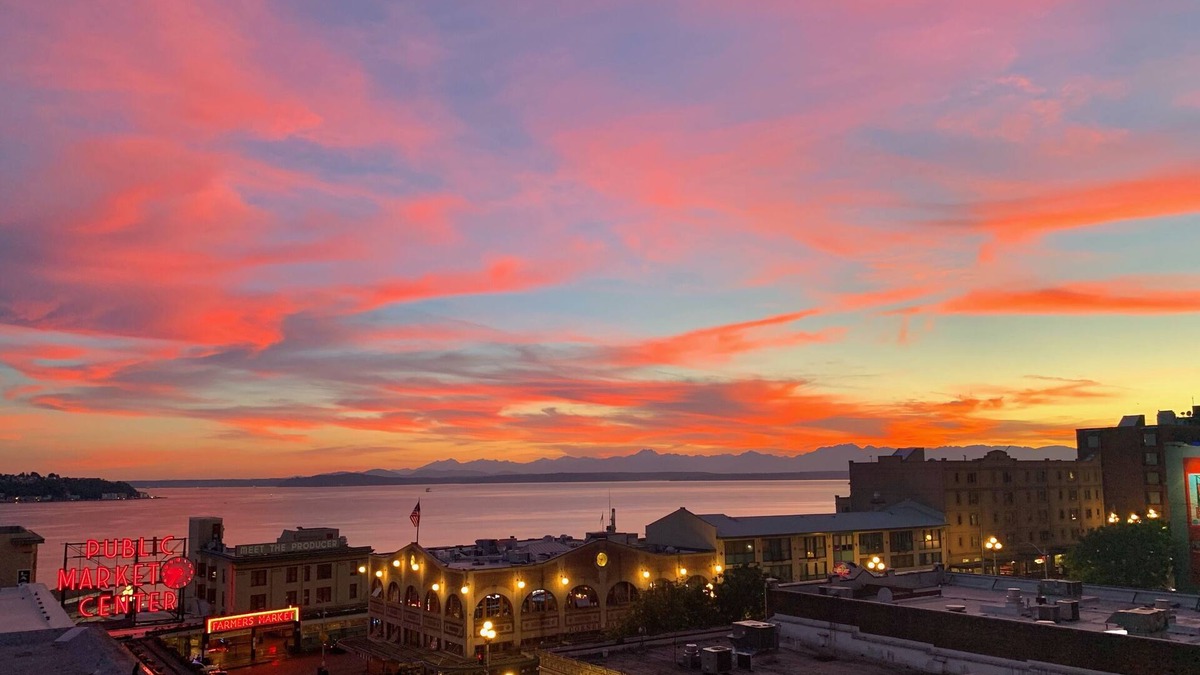 Downtown Seattle Condo | The Historic Pike Place Market