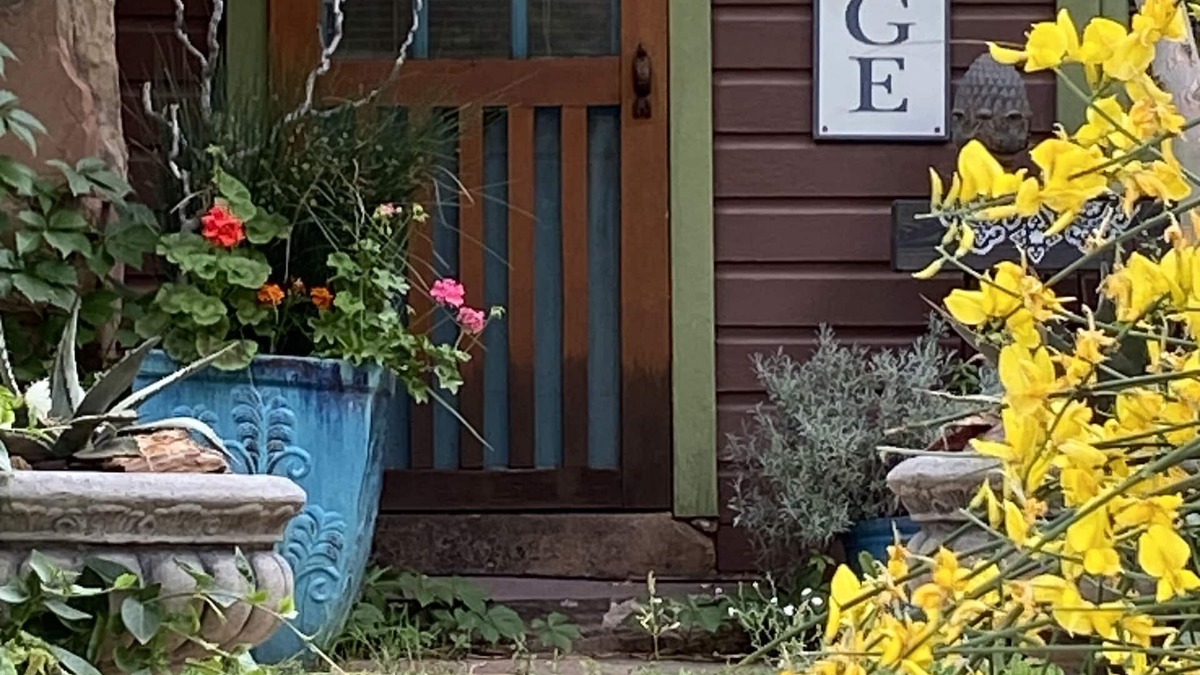 Zion National Park South Entrance Cottage | The historic Rose Cottage in Springdale, Utah