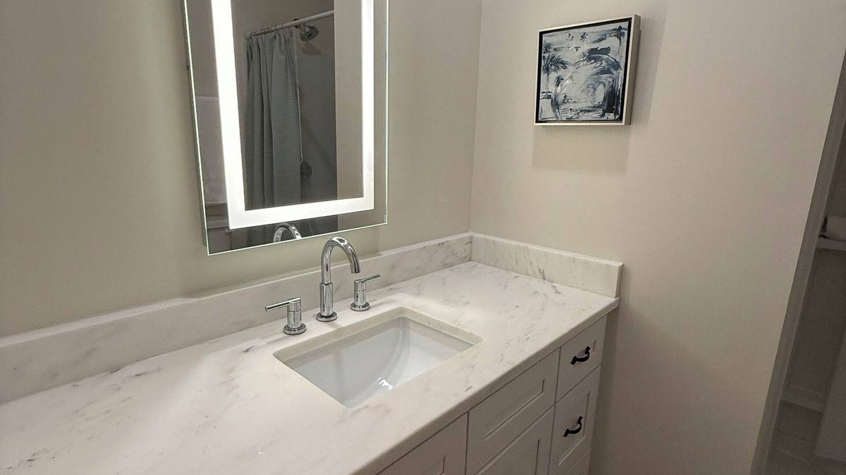 Camden Apartment | The Hobkirk Suite