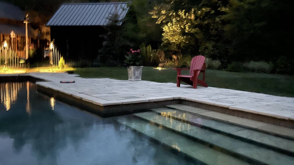 Mono House | “The Hockley Hideaway”, sharing our unique property for your unique experiences❤️