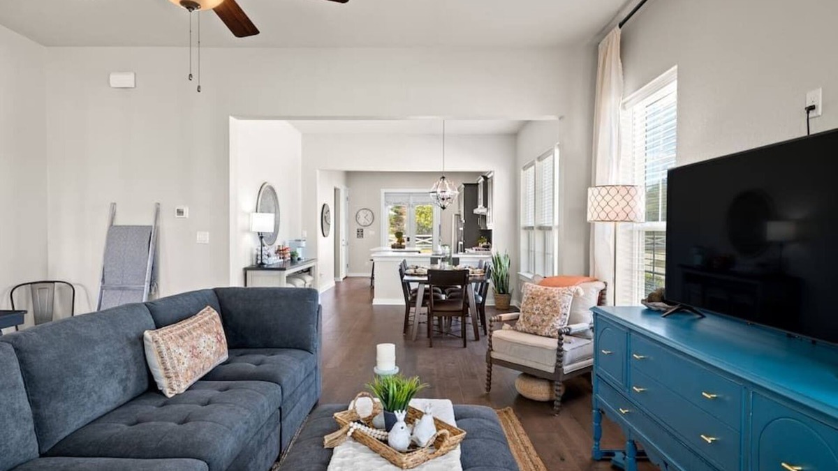 Driftwood House | The Hollie House- Storybook Craftsman Cottage in Dripping Springs