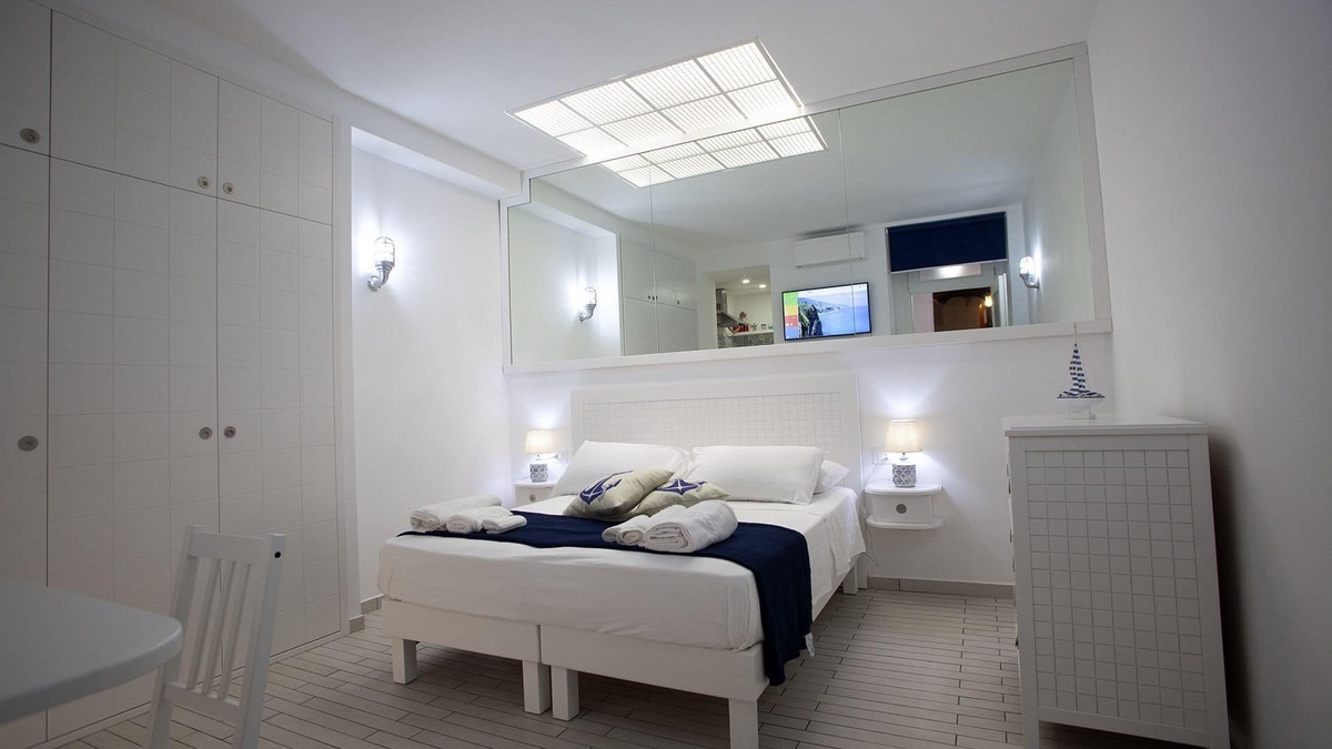 Tropea Apartment | The Holy Mary inside