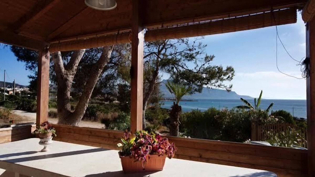 Cornino House | The house at 150 m from the sea lies in Nature Reserve Mount Hood