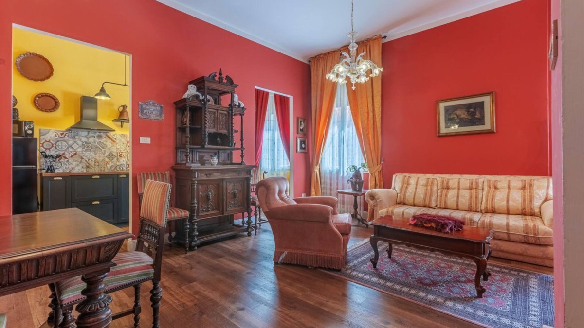 Ferrara Historic Centre Apartment | The House of Harry Potter and a Love Story