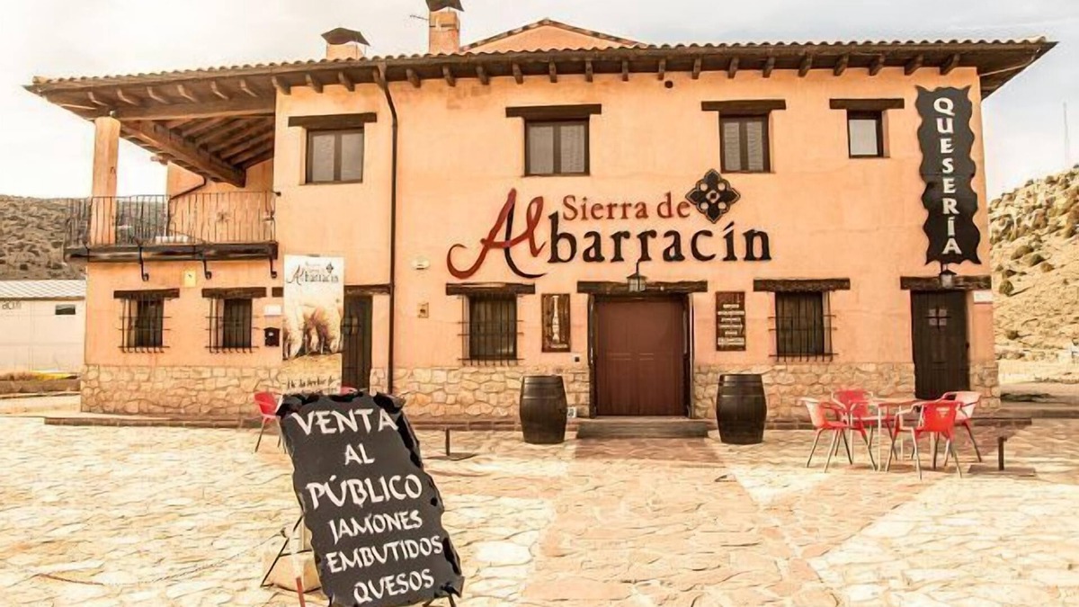 Albarracin Cottage | THE HOUSE OF THE QUESERY